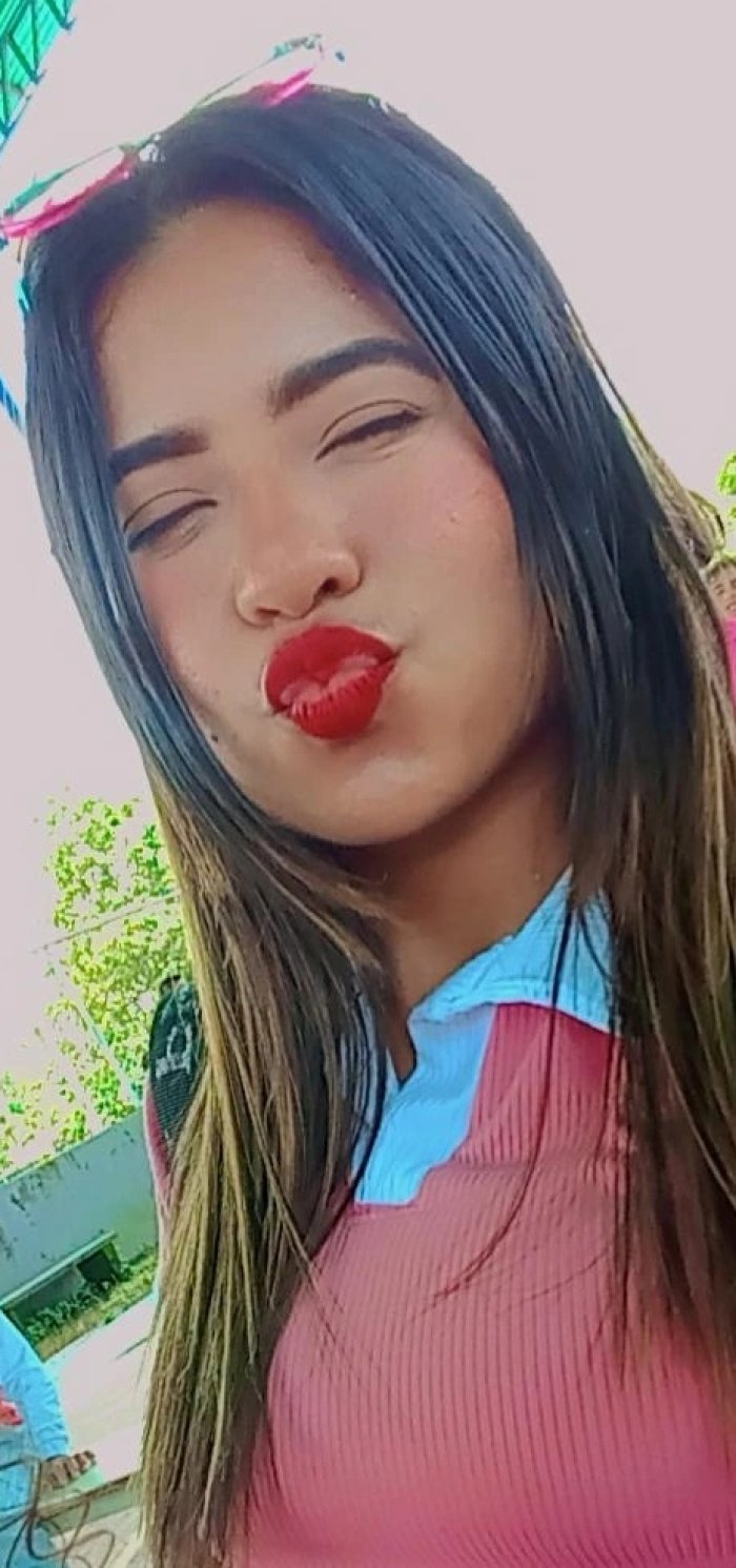 Sexo mientras hablamos por teléfono.