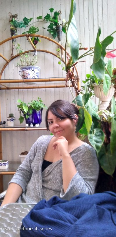 SOY UNA CHICA MUY ARDIENTE Y MORBOSA BUSCO SEXO CON UN HOMBRE MADURO ME ENCANTA CHUPAR