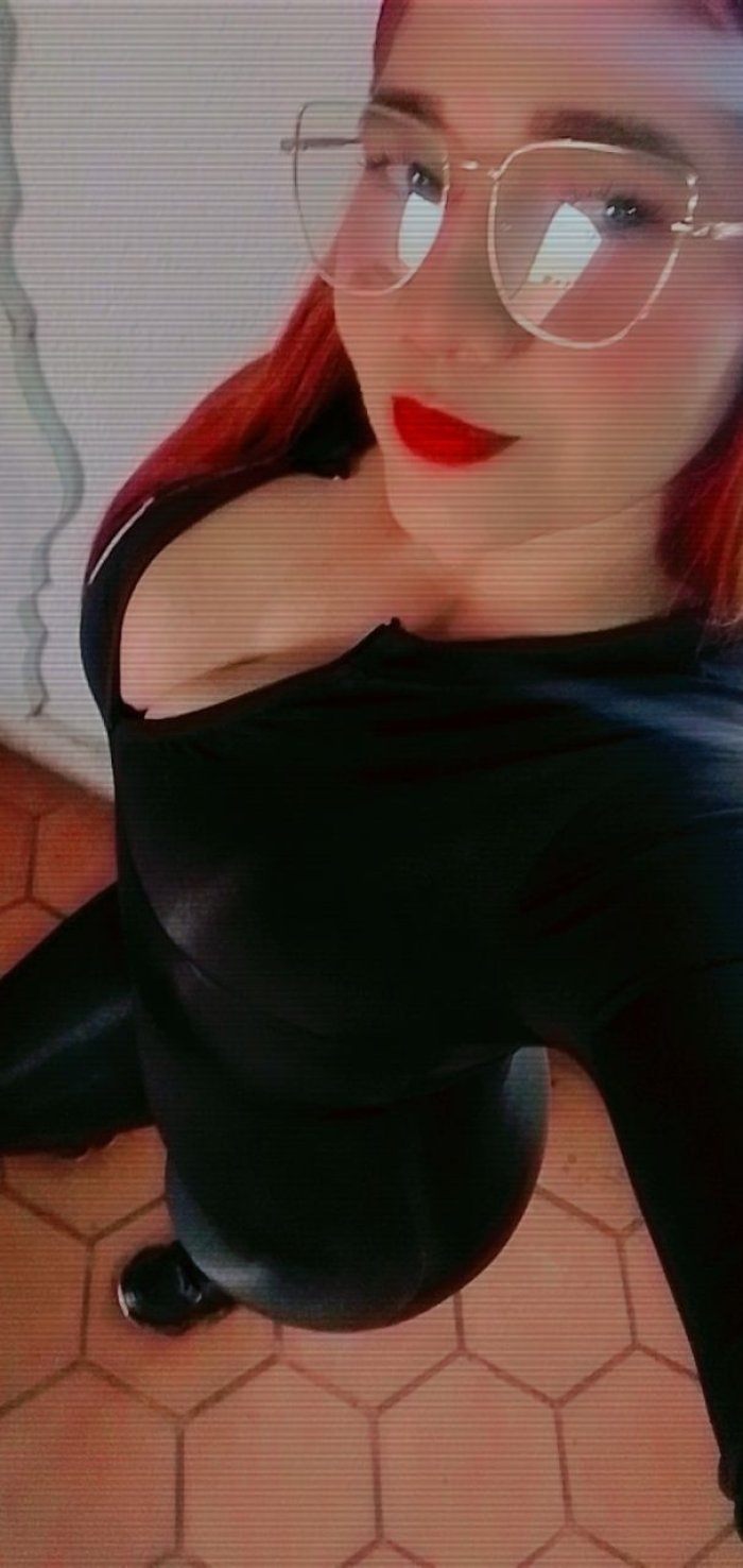 Si te gustan las mujeres pelirrojas aquí me tienes.