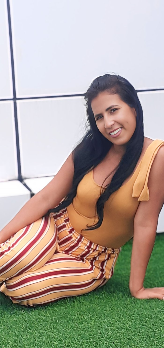 Sencilla, experimentando cosas nuevas.